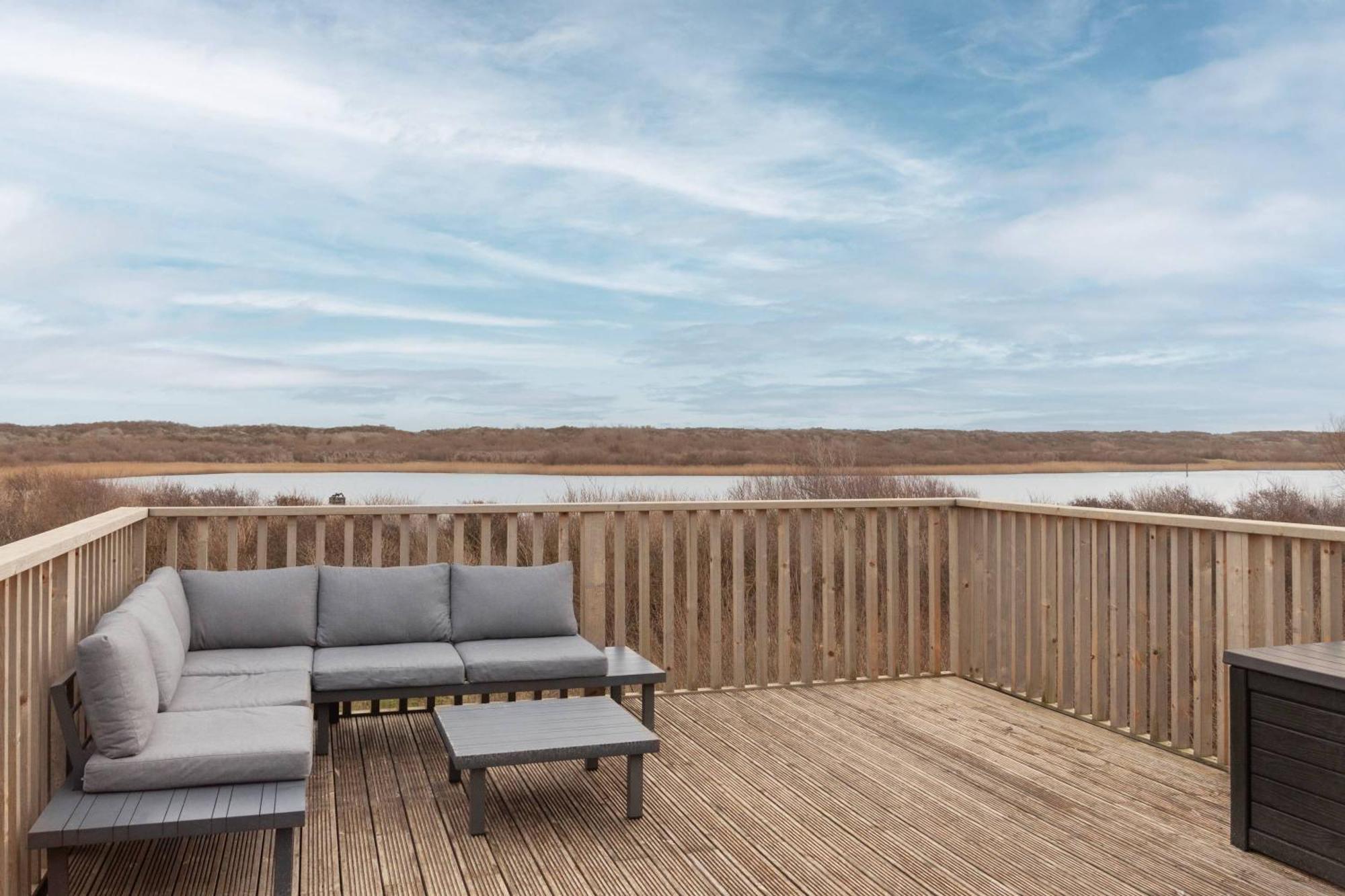 Basecamp Tiny House Eco-Resort Ijmuiden Эймейден Экстерьер фото