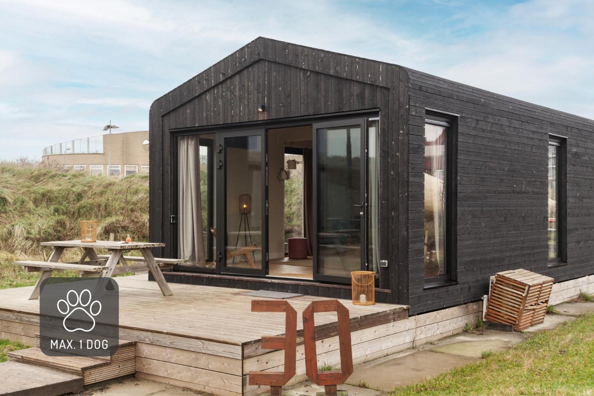 Basecamp Tiny House Eco-Resort Ijmuiden Эймейден Экстерьер фото