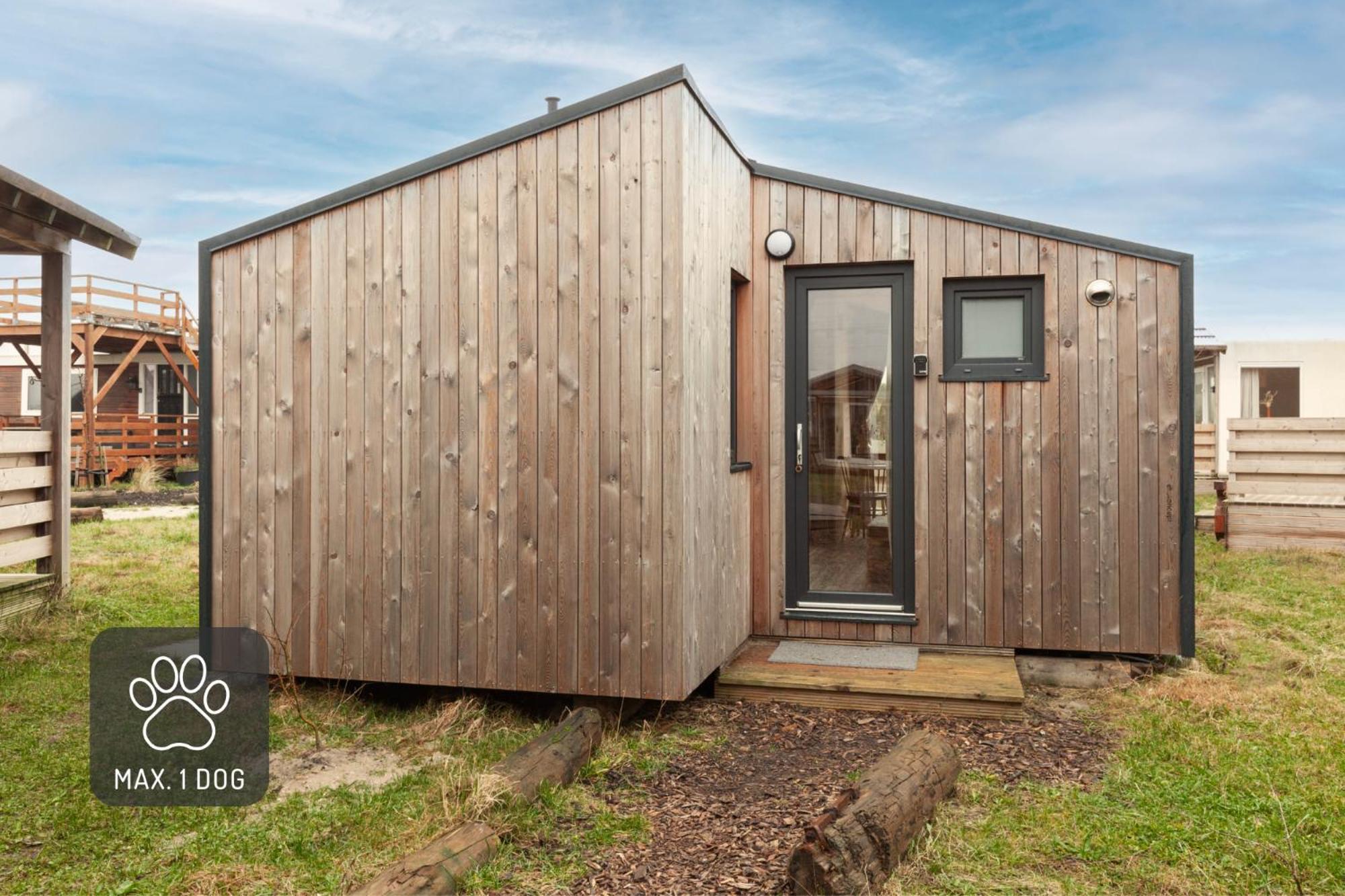 Basecamp Tiny House Eco-Resort Ijmuiden Эймейден Экстерьер фото
