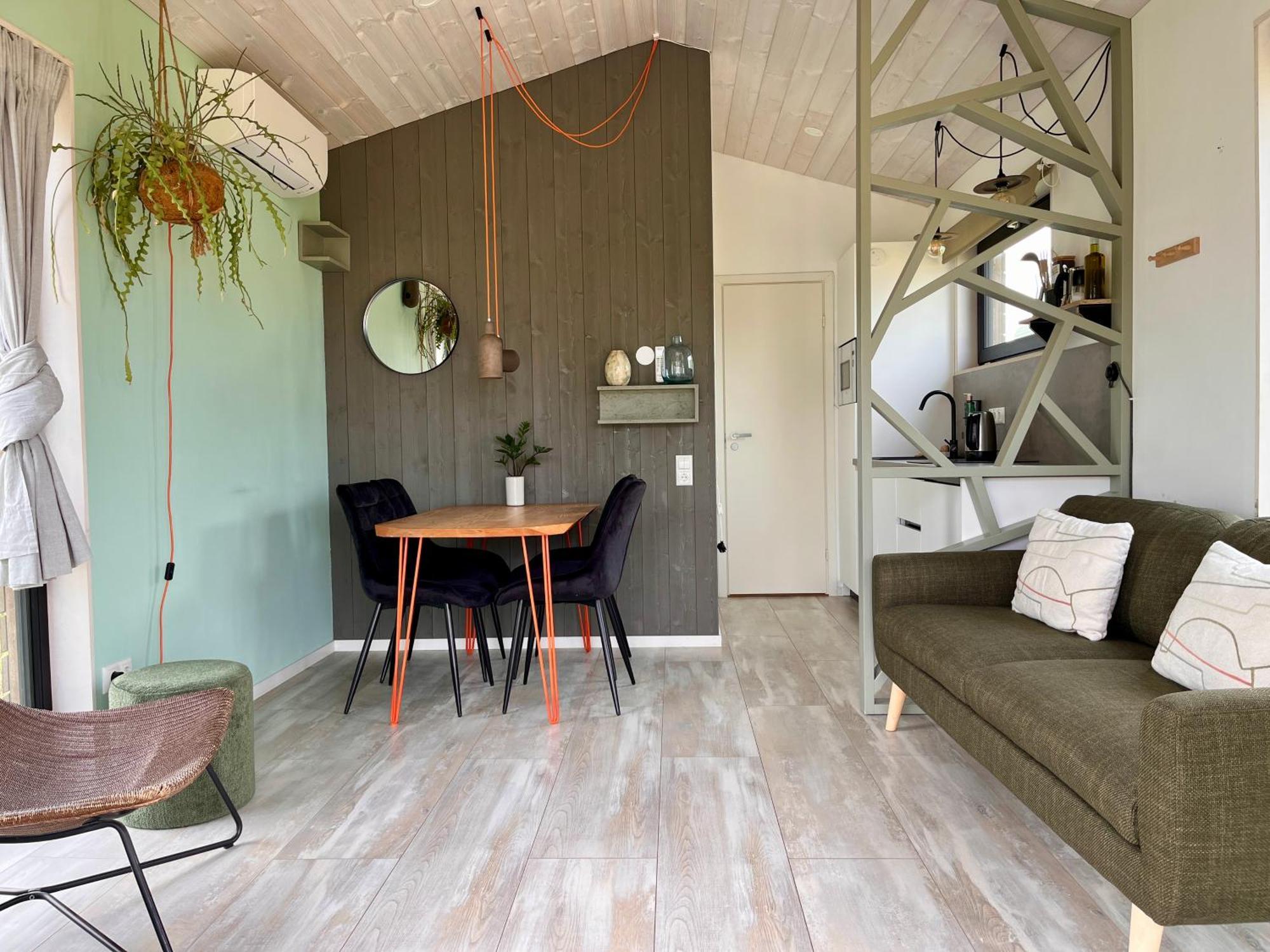 Basecamp Tiny House Eco-Resort Ijmuiden Эймейден Экстерьер фото
